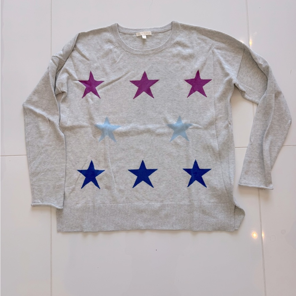 LISA TODD women’s pale gray crewneck sweater with stars